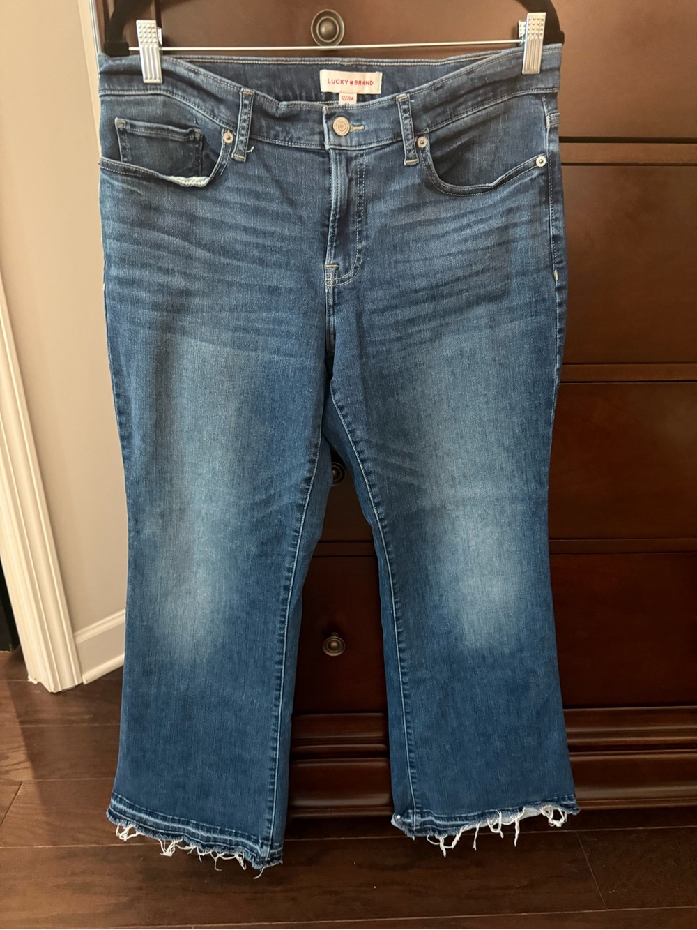 Lucky Brand Women's Blue Cropped Flare Jeans with Raw Hem